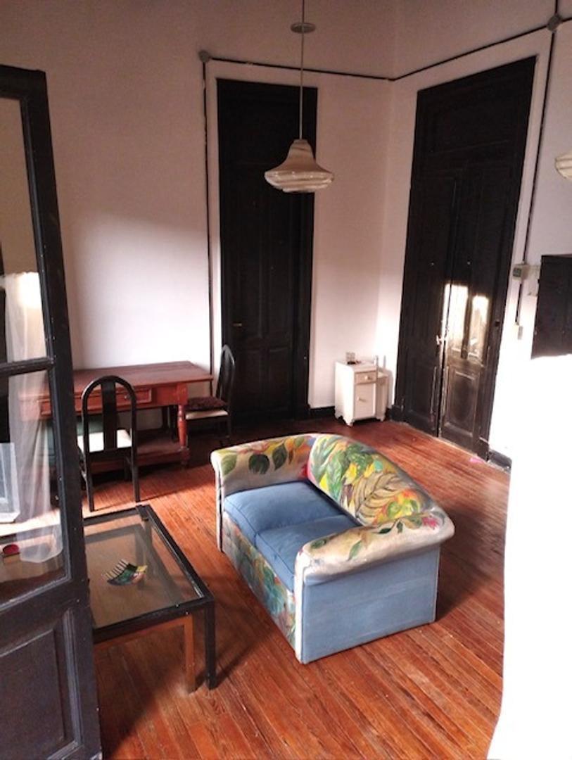 Foto de EXCELENTE CASA DE ESTILO - EXCELENTE UBICACION!!, imagen 2