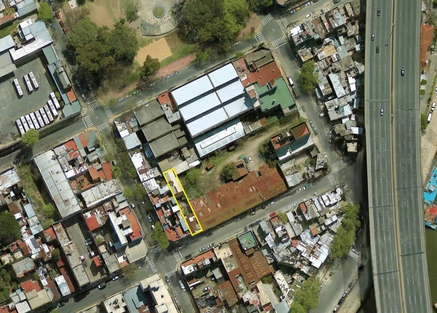 CASA EN LA BOCA ESTILO INQUILINATO 5