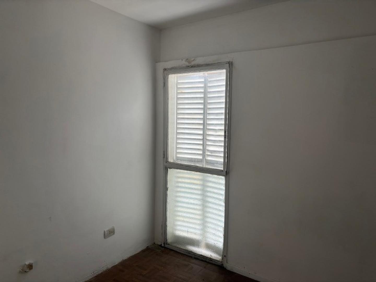 Foto de 2 AMBIENTES - BALCON - SUPER LUMINOSO, imagen 5
