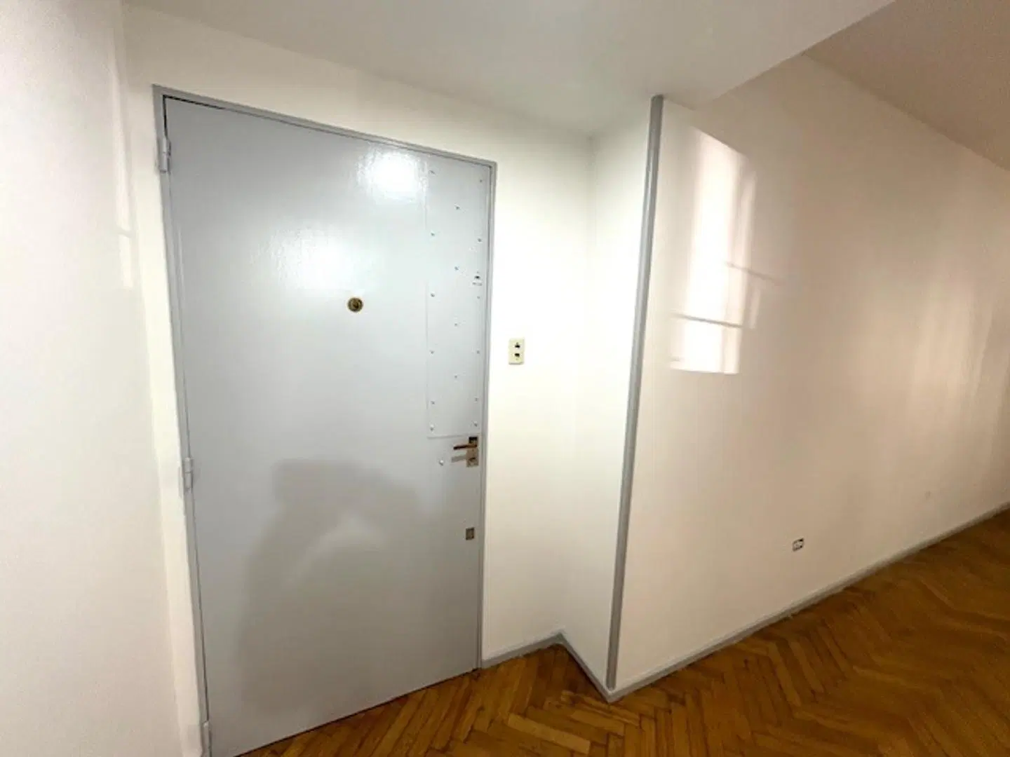 DEPARTAMENTO PLANTA BAJA CON PATIO - 2 AMBIENTES 5