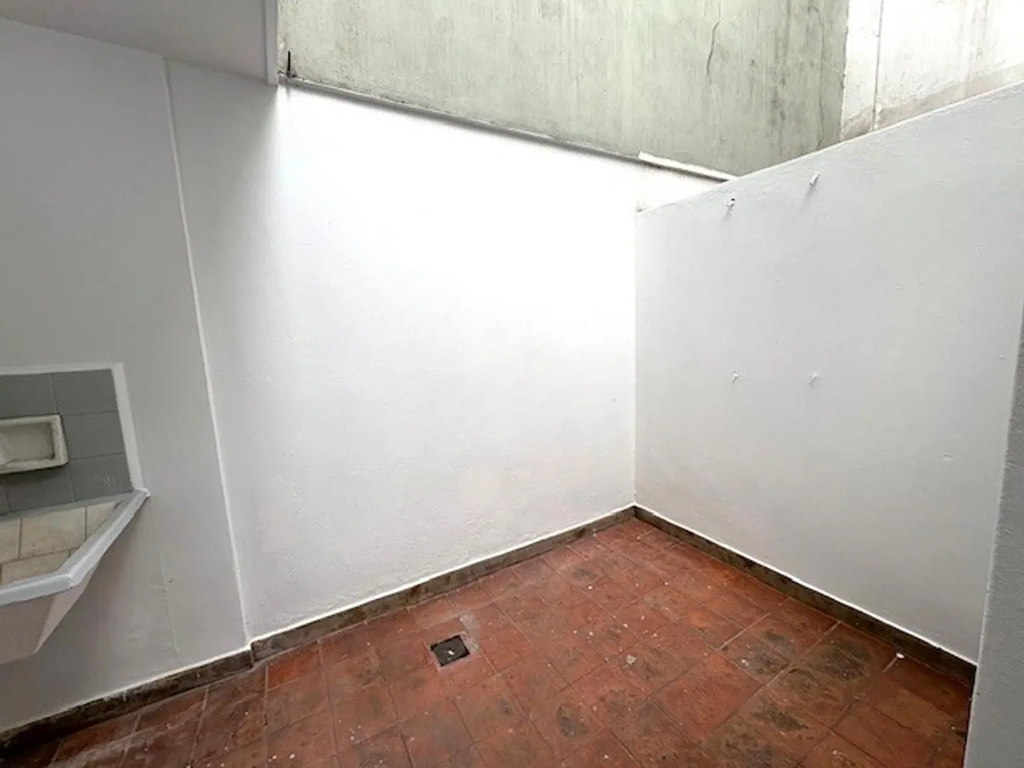 DEPARTAMENTO PLANTA BAJA CON PATIO - 2 AMBIENTES 3