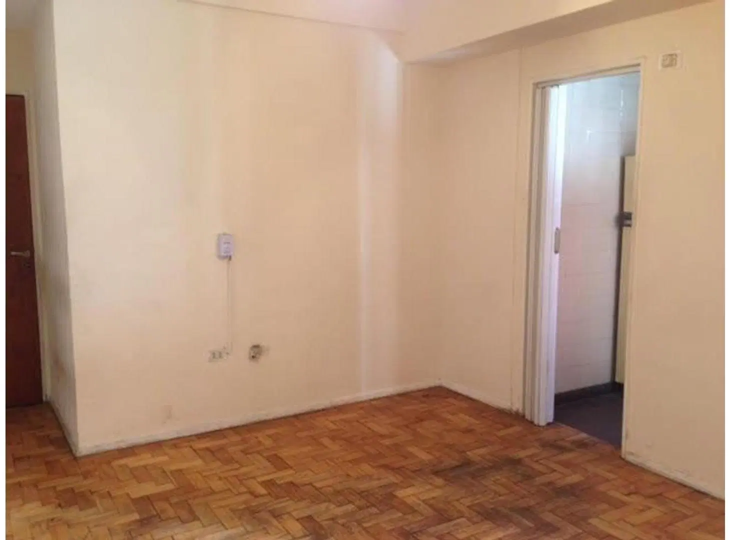 2 Ambientes en alquiler, Sobre avenida !! 3