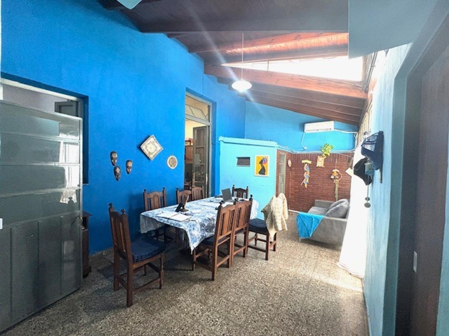 Foto de CASA TERRENO PROPIO CON COCHERA Y PATIO!!, imagen 1