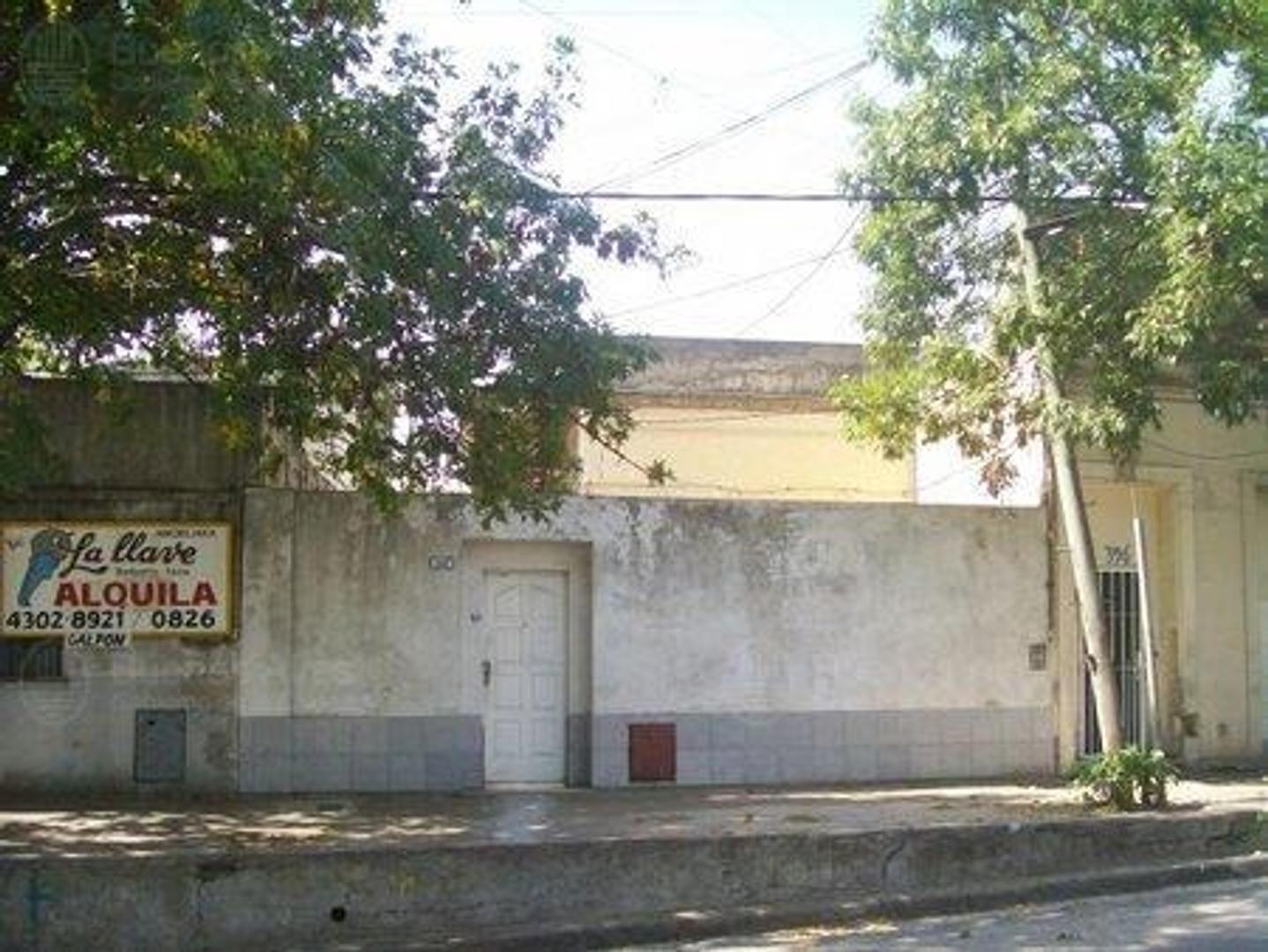 Foto de TERRENO CON CONSTRUCCION DE CHAPA TIPO CONVENTILLO, imagen 2