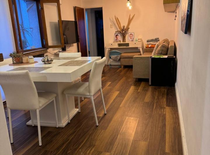 Alquiler PH con cochera, 2 dormitorios, 2 patios en calle 11 e/63y64 3