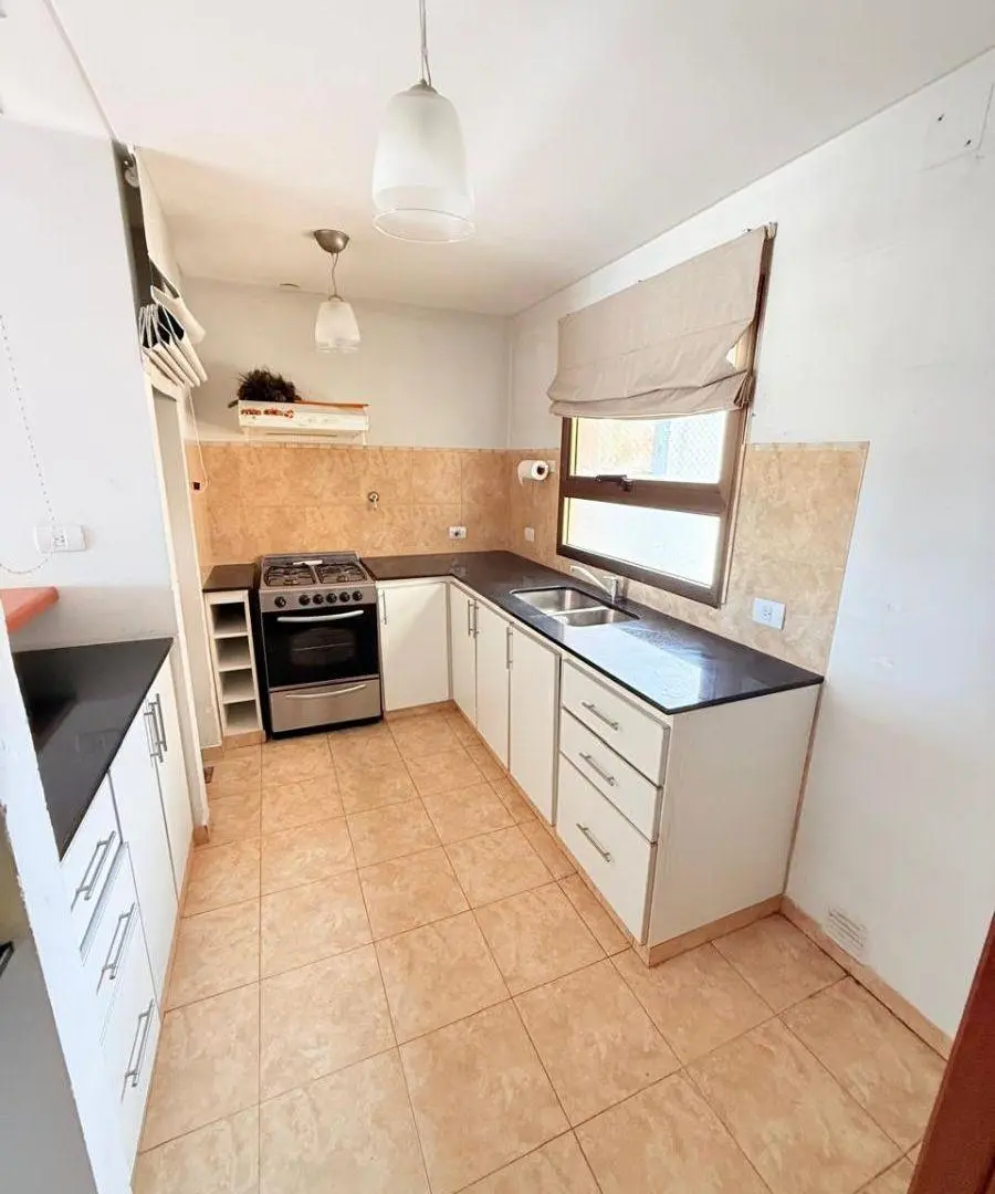 Departamento dos dormitorios y coch 2