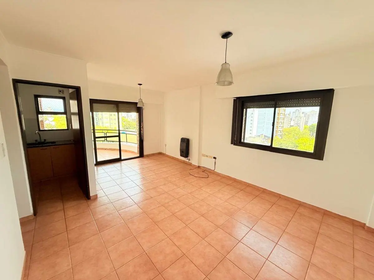 Departamento en alquiler dos dormitorios con cochera La Plata 1