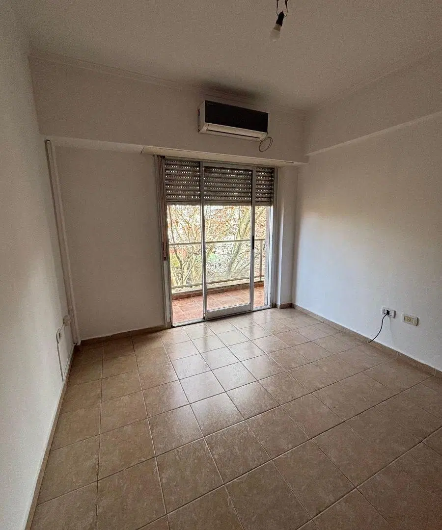 Alquiler departamento de 2 dormitorios 4