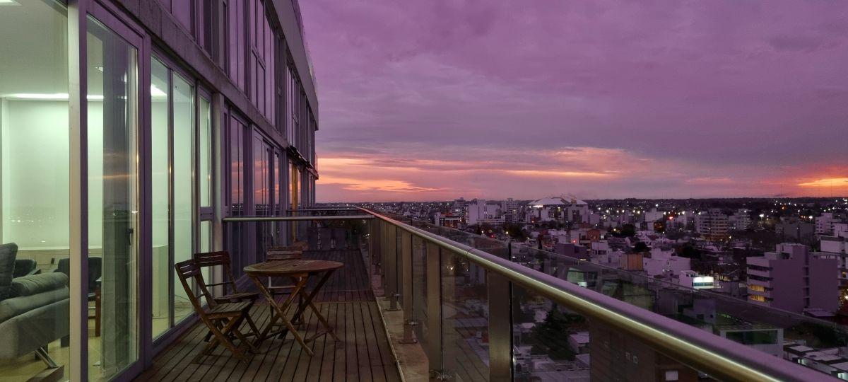 Foto de ALQUILER EDIFICIO DE CATEGORIA – 2 dormitorios con cochera cubierta y, imagen 5