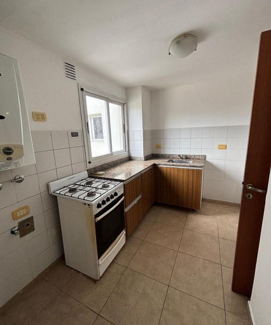 Foto de Alquiler 1 dormitorio al frente con balcón, imagen 4