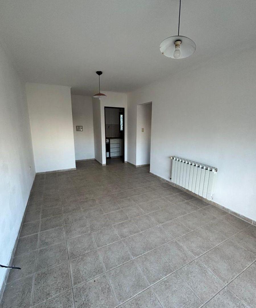 Foto de Alquiler de 1 dormitorio con balcón al contra-frente, imagen 4