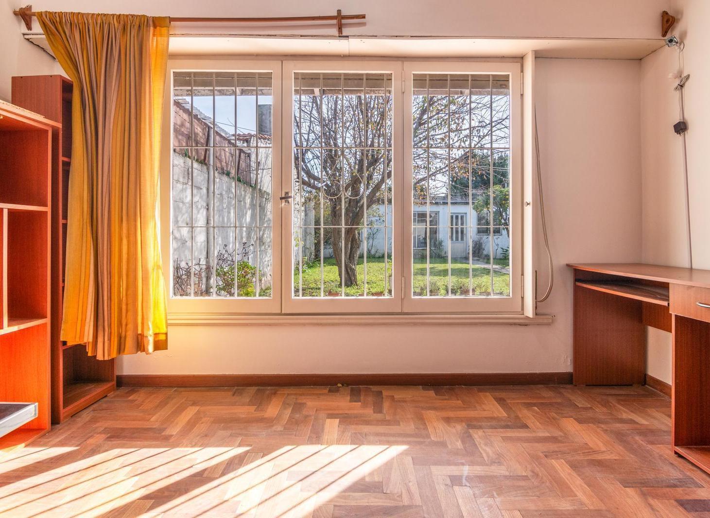 ¡VENTA! Casa con depto - Fortunato de La Plaza