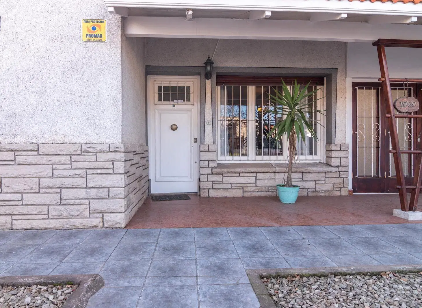 ¡VENTA! Casa con depto - Fortunato de La Plaza 2