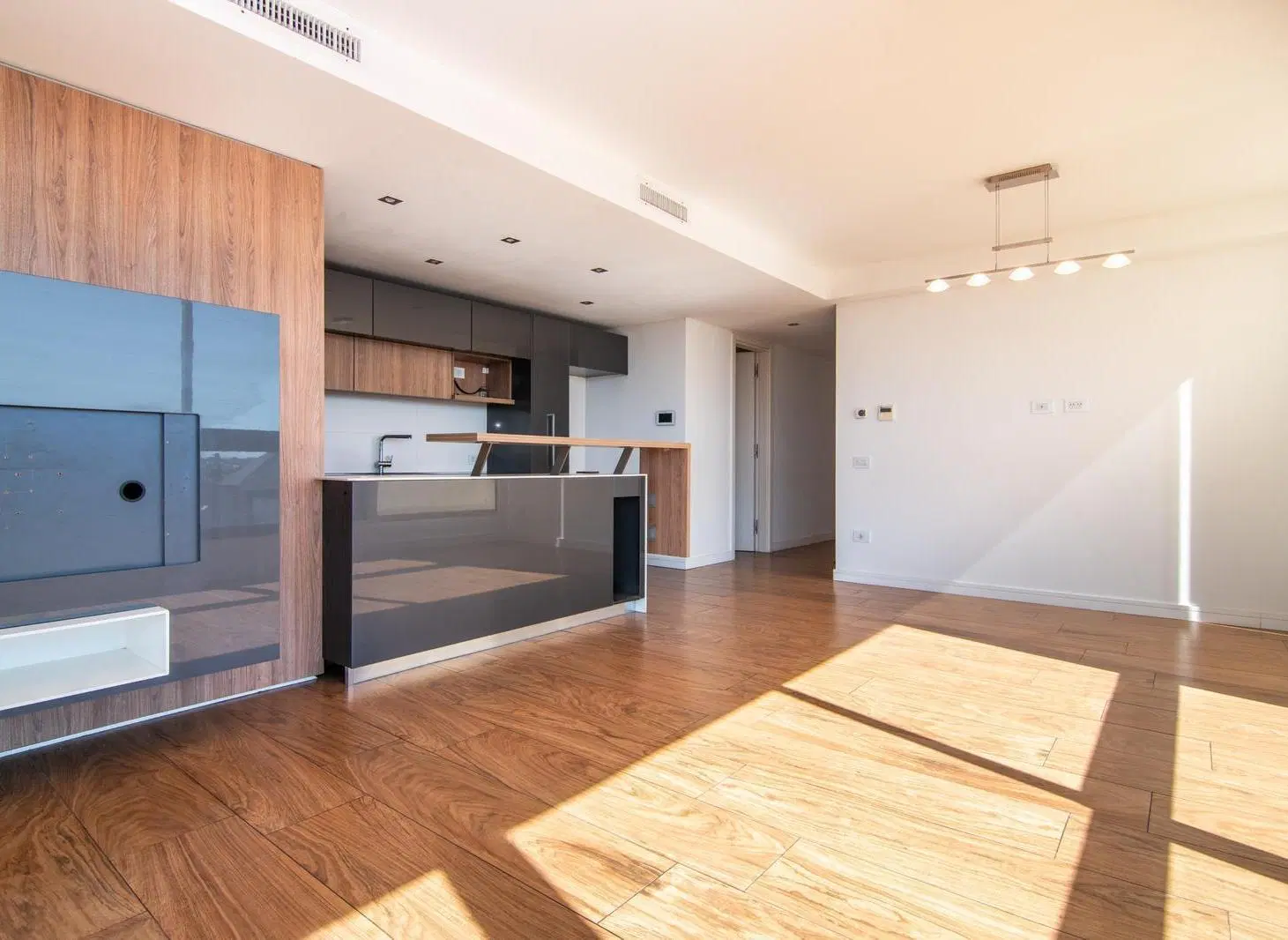 Departamento 3 amb con coch - Playa Grande 8
