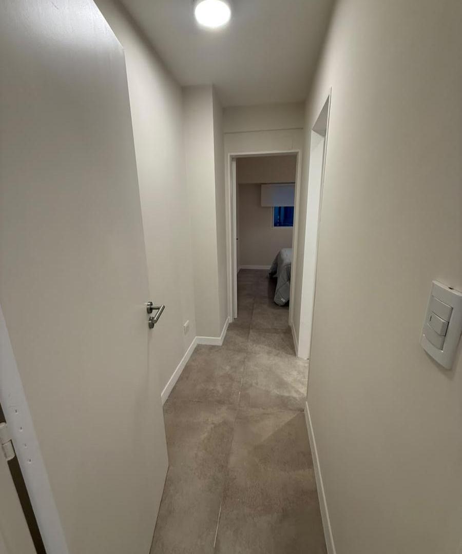 Foto de ¡VENTA! 2 ambientes con balcón - Plaza Colon, imagen 2