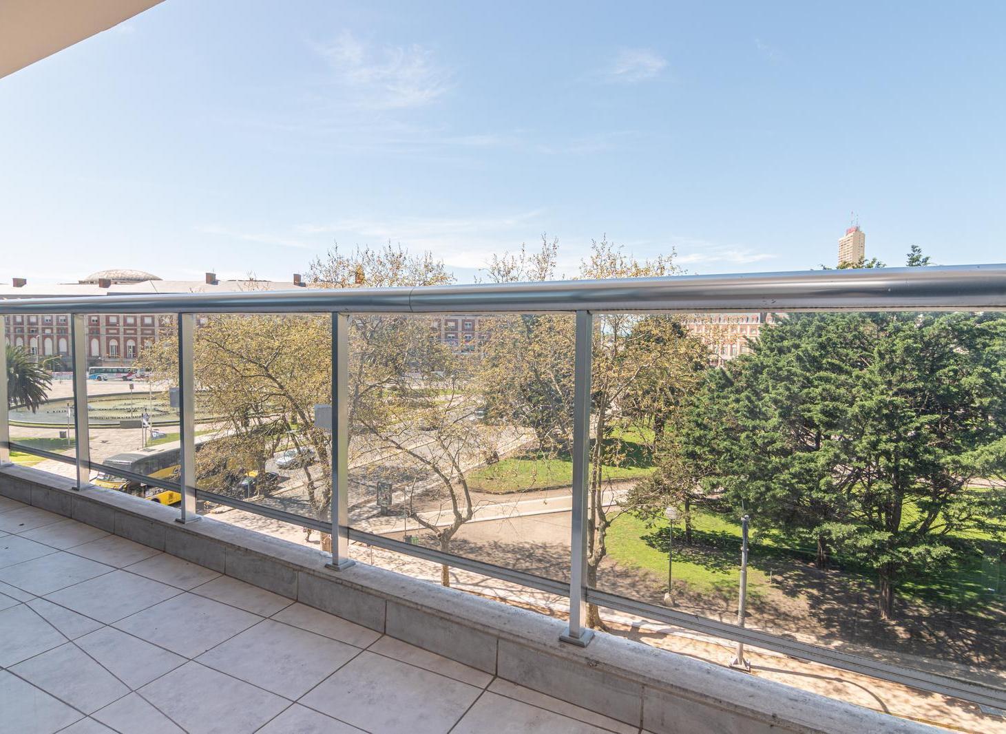Foto de ¡VENTA! 2 ambientes frente a Plaza Colón, imagen 2
