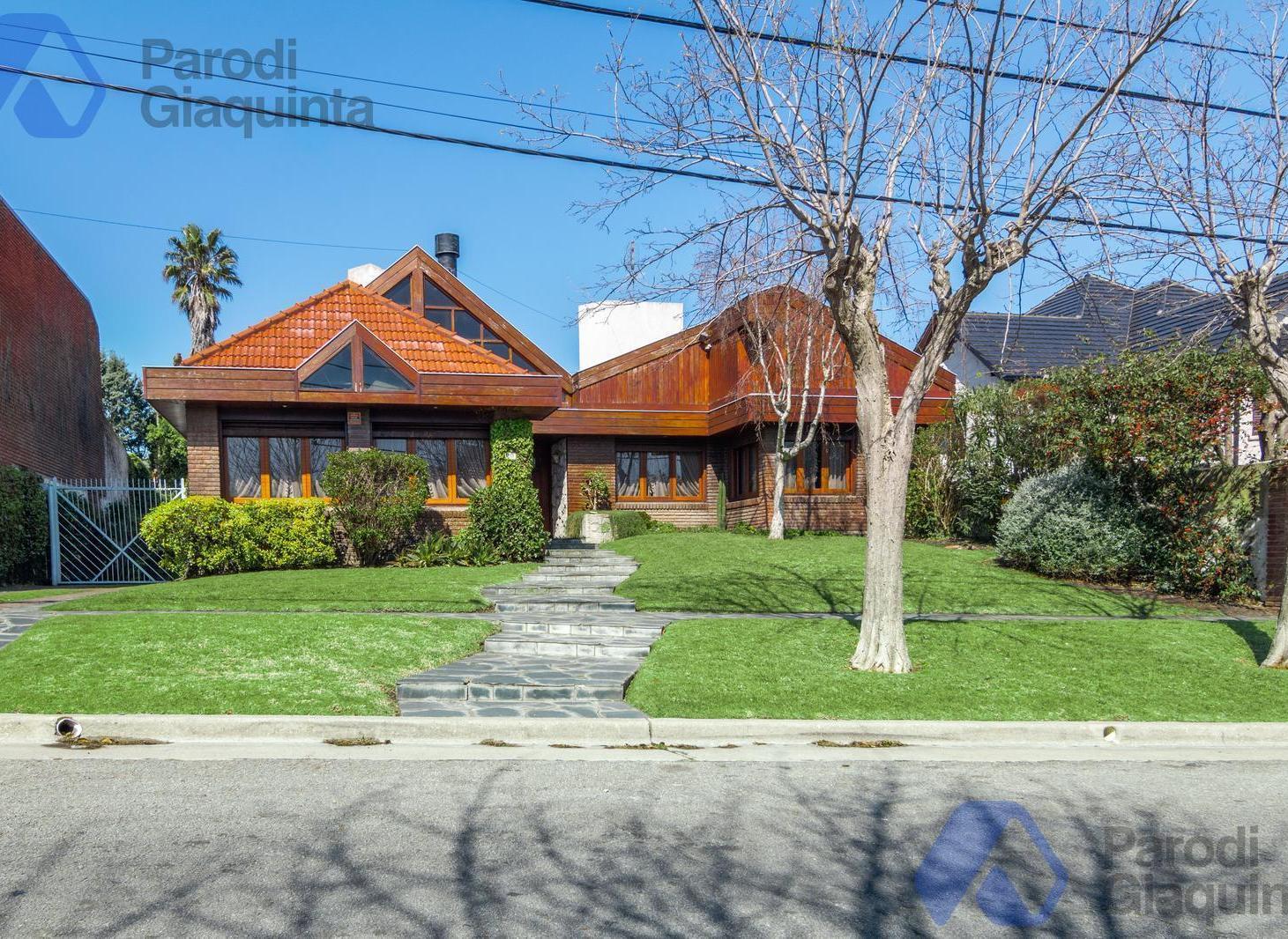 Foto de ¡VENTA! Casa 5 ambientes con parque y piscina en San Carlos, imagen 1
