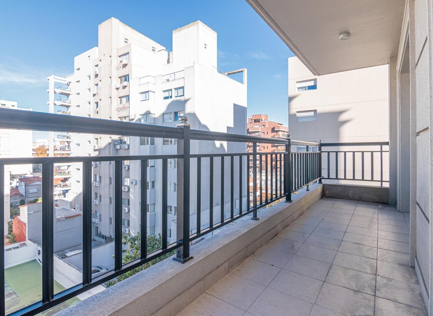 Foto de Venta con renta 3 amb con cochera - Plaza Mitre, imagen 2
