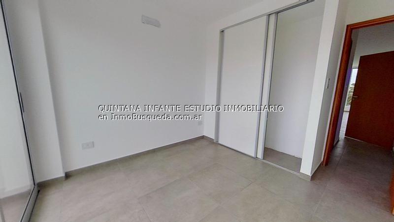 Depto 1 Dorm en Venta - Plaza Azcuenaga E/ 44 y 19 2