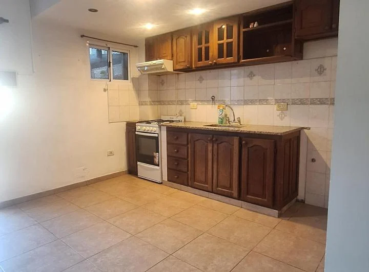 Duplex Alquiler En Los Hornos 4