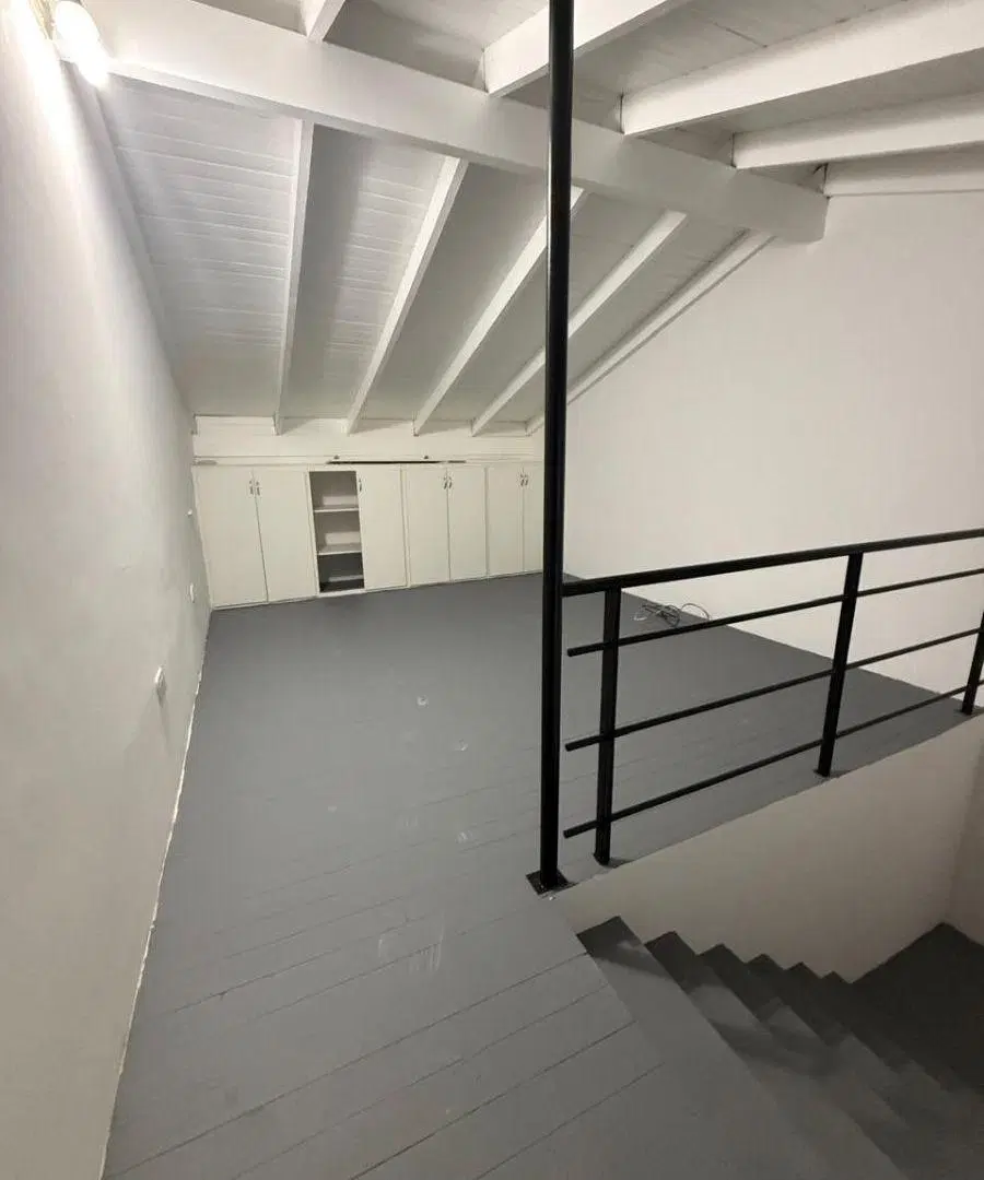 Se vende dúplex de 2/3 habitaciones en calle Cantilo - City bell 3