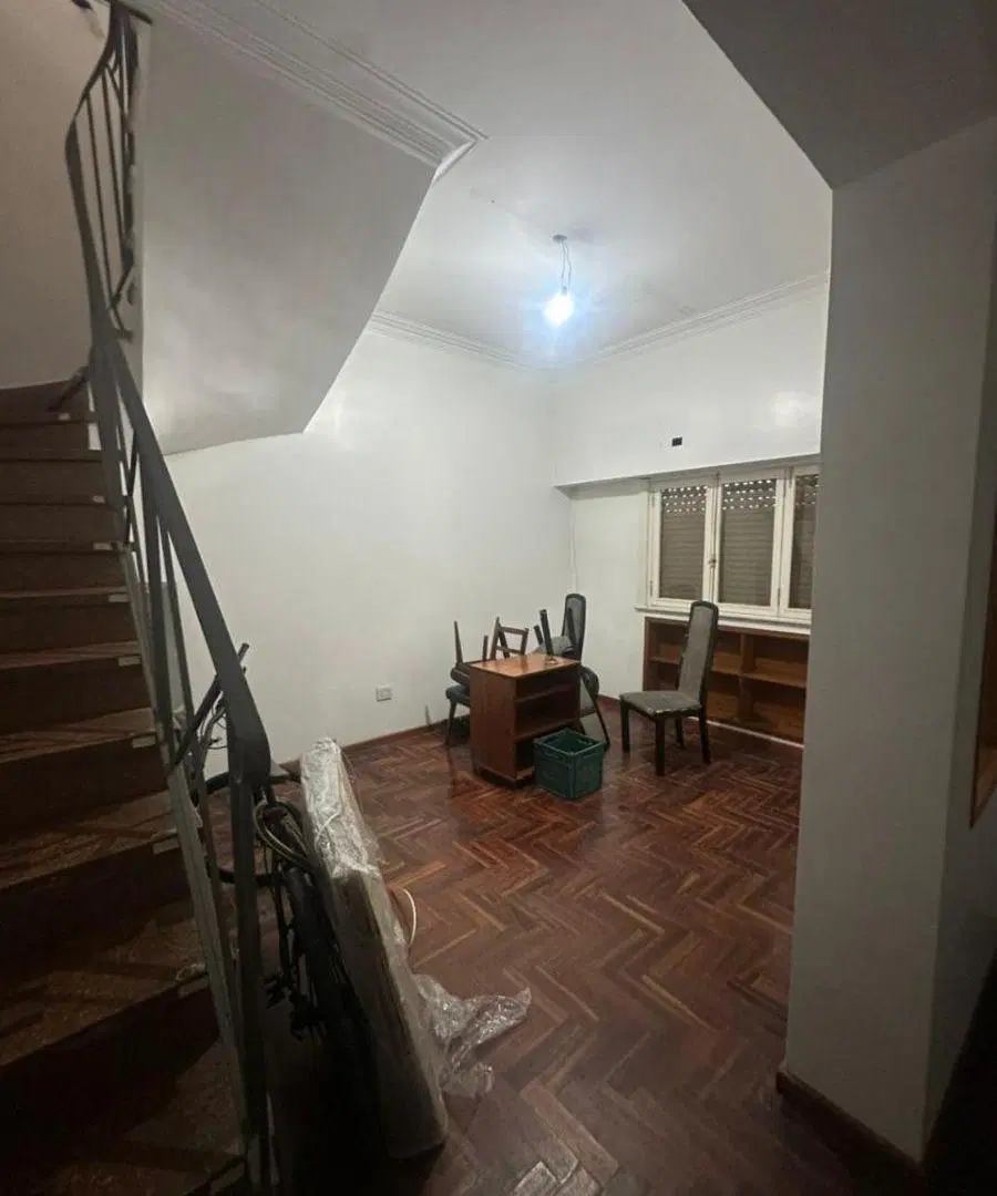Se alquila casa en La Plata centro 2