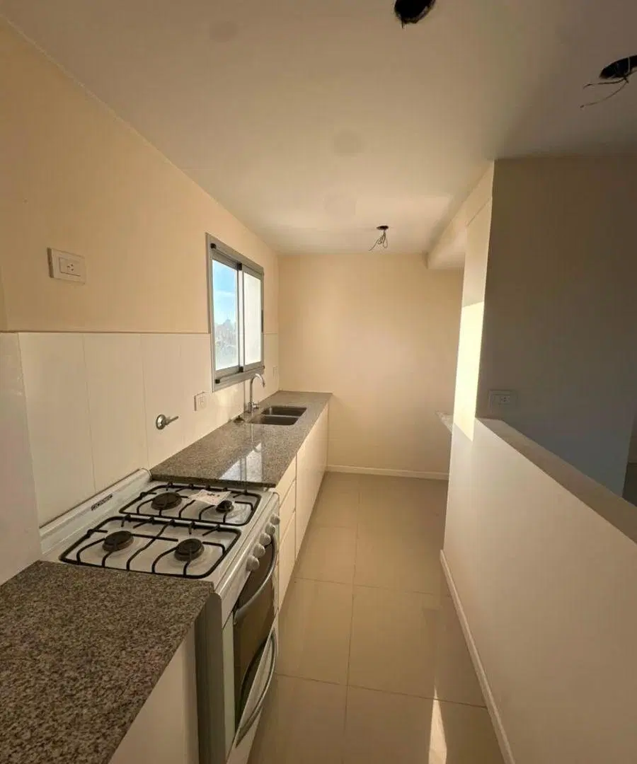 Se alquila depto una habitación La Plata 3