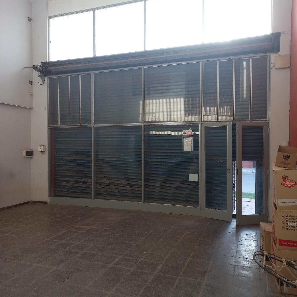 Foto de ALQUILO TERRENO 100 X 50 ALAMBRADO, imagen 3