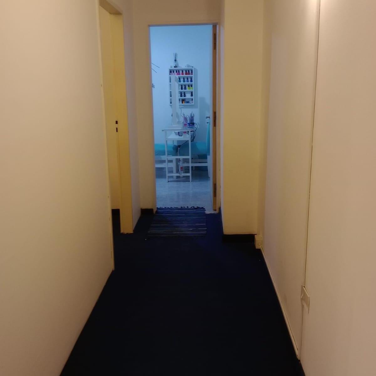 Foto de OFICINA DE 2 AMBIENTES, MUY BUEN ESTADO, BAJAS EXPENSAS escucho ofertas, imagen 3