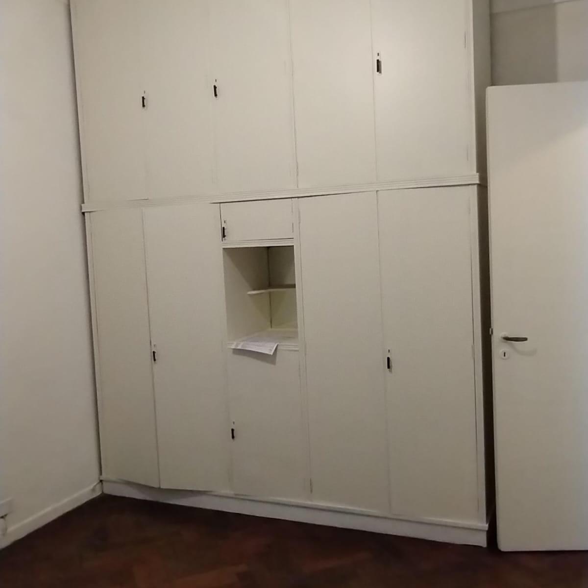 Foto de VENTA MONOAMBIENTE MUY BAJAS EXPENSAS EN FLORES POR ESCALERA, imagen 4