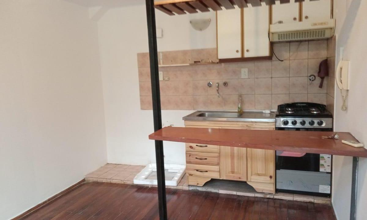 Foto de DEPARTAMENTO EN VENTA DE 2 AMBIENTES TIPO DUPLEX EN EDIFICIO EX, imagen 3