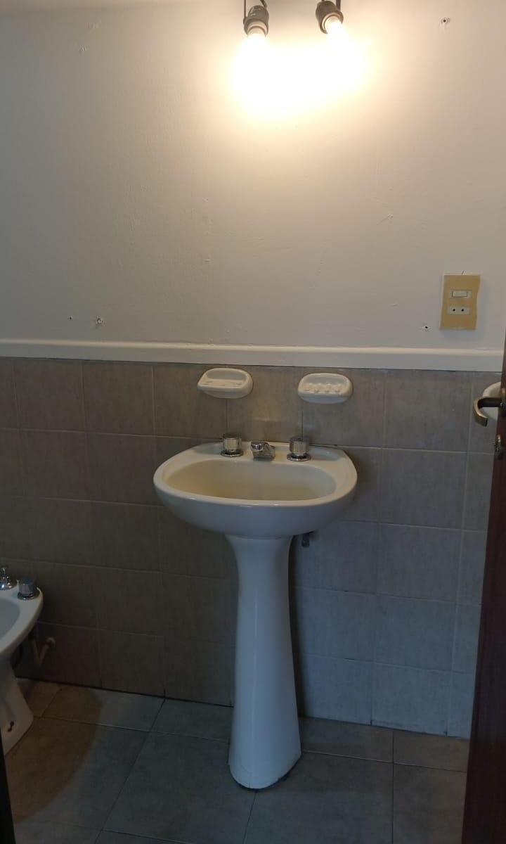 DEPARTAMENTO EN VENTA DE 2 AMBIENTES TIPO DUPLEX EN EDIFICIO EX EDITORIAL ESQUIU SAN CRISTOBAL
