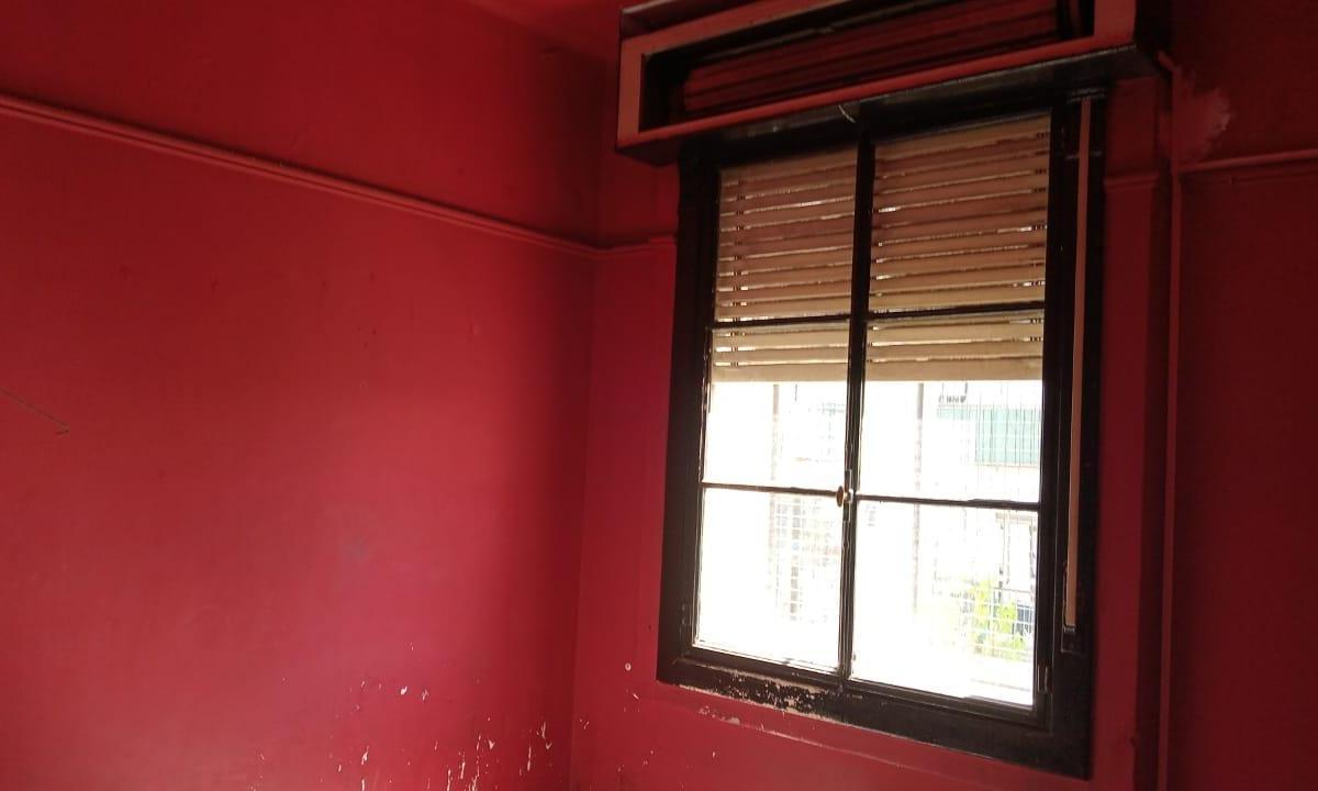 Piso de 3 Amb Amplios/ Baño/ Toillete 5
