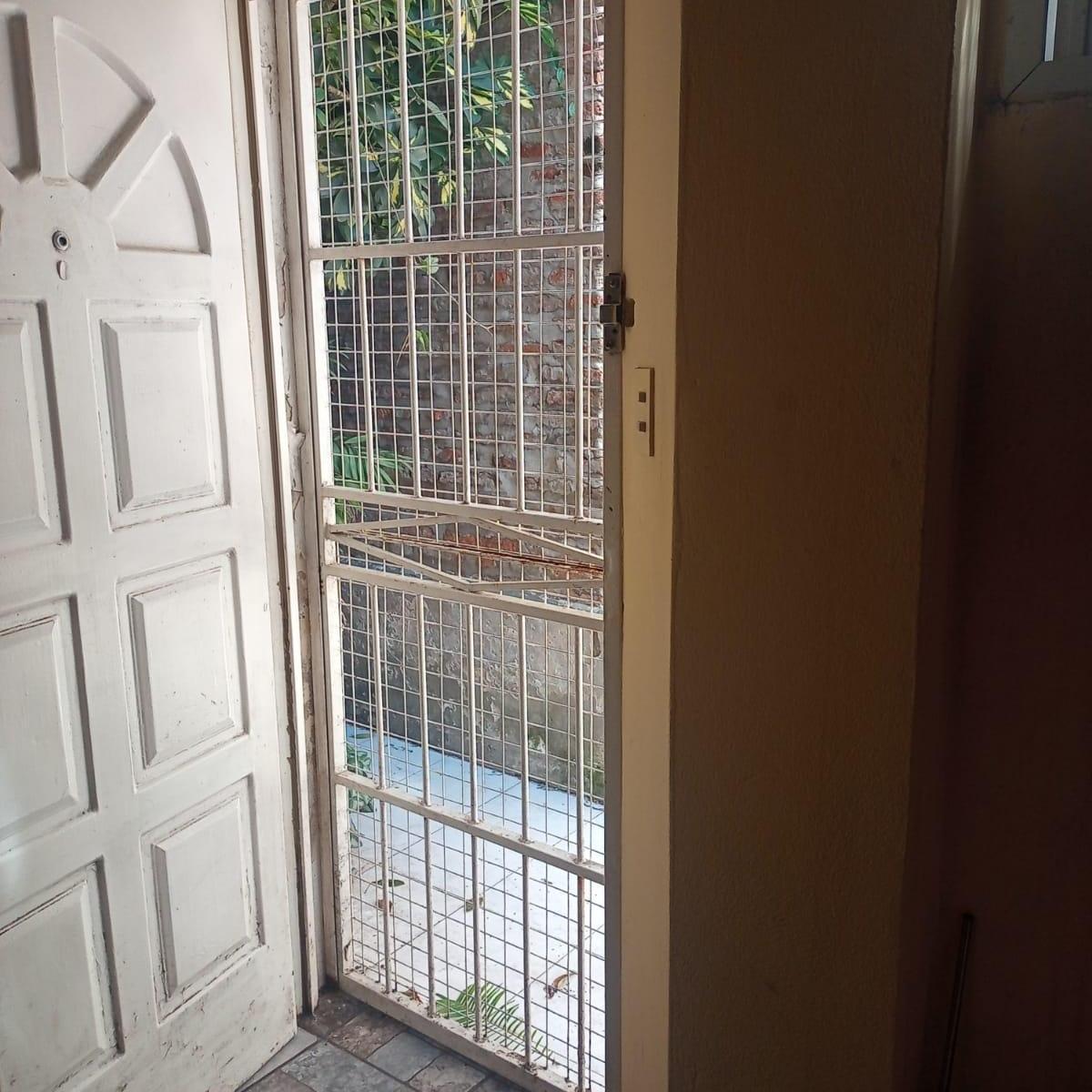 Foto de PH DE 2 AMBIENTES MAS PEQUEÑA HABITACION EN ALTOS/ NO PAGA EXPENSAS, imagen 4