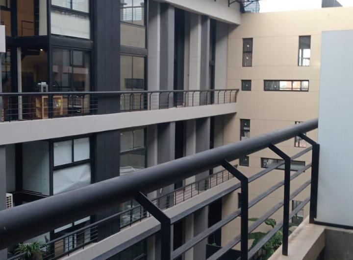 2 AMB MODERNOS CON BALCON TIPO DUPLEX 3