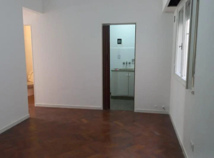 2 AMBIENTES CON MUY BAJAS EXPENSAS, 1º POR ESCALERA 5