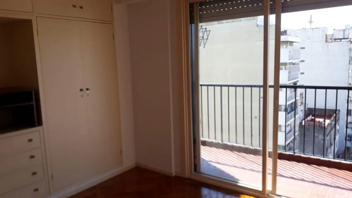 ALQUILER 3 AMBIENTES CON COCHERA (OPCIONAL) Y BALCON EN ALMAGRO 3