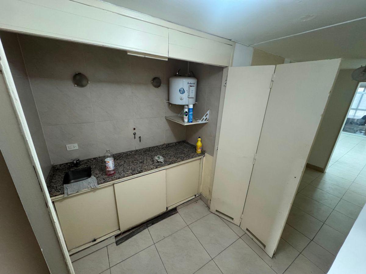 Foto de ALQUILER OFICINA/ CONSULTORIO/ DEPOSITO A MTS DE AV DE MAYO 80M2 EN, imagen 5