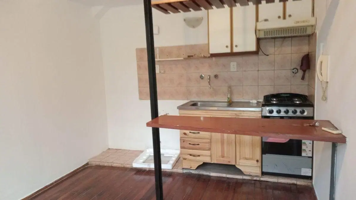 ALQUILER 2 AMBIENTES TIPO DUPLEX EN EDIFICIO EX EDITORIAL ESQUIU SAN CRISTOBAL 4