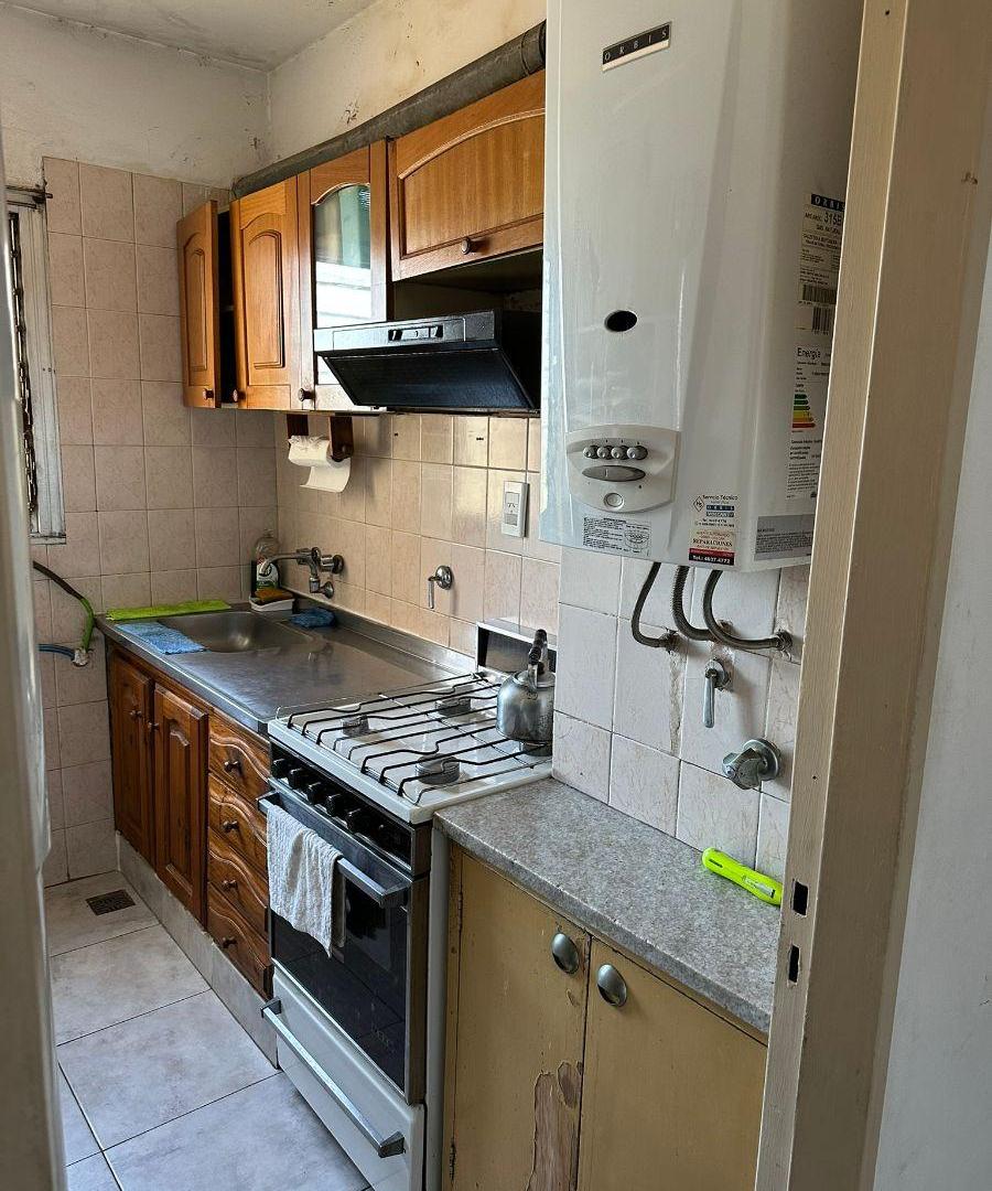 Foto de VENTA 4 AMBIENTES AL FRENTE C/BALCON, imagen 4