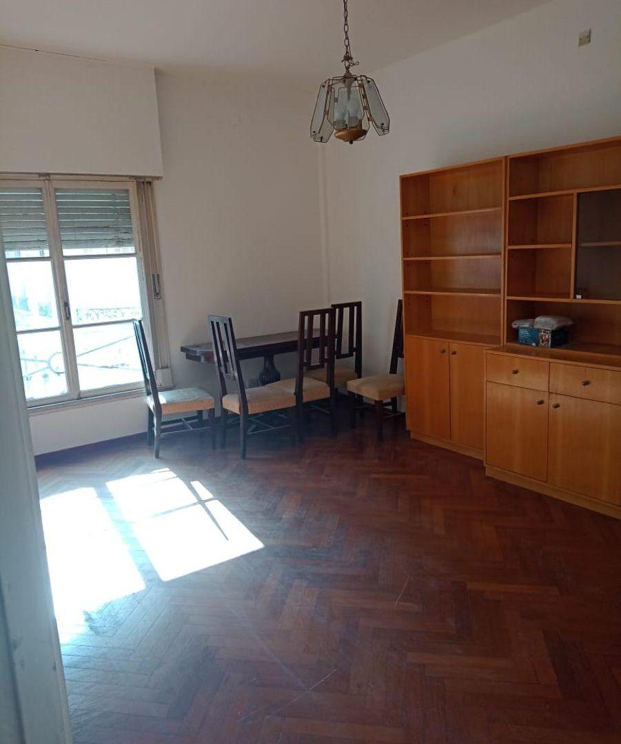 Foto de ALQUIER 3 AMBIENTES CON DEPENDENCIAS, ANTIGUO, SERVICIOS CENTRALES AL, imagen 1