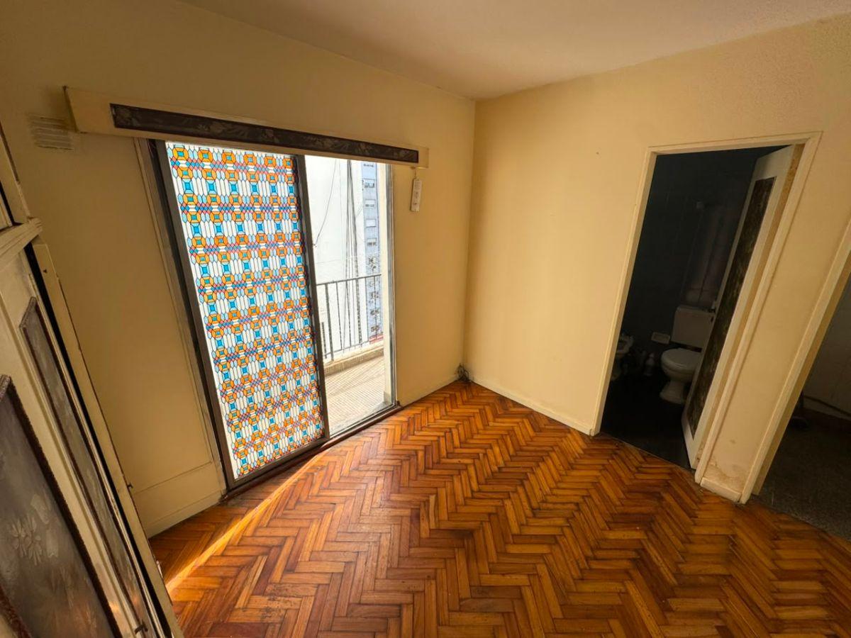 Foto de VENTA MONOAMBIENTE AMPLIO CON BALCON EN SAN CRISTOBAL, imagen 3