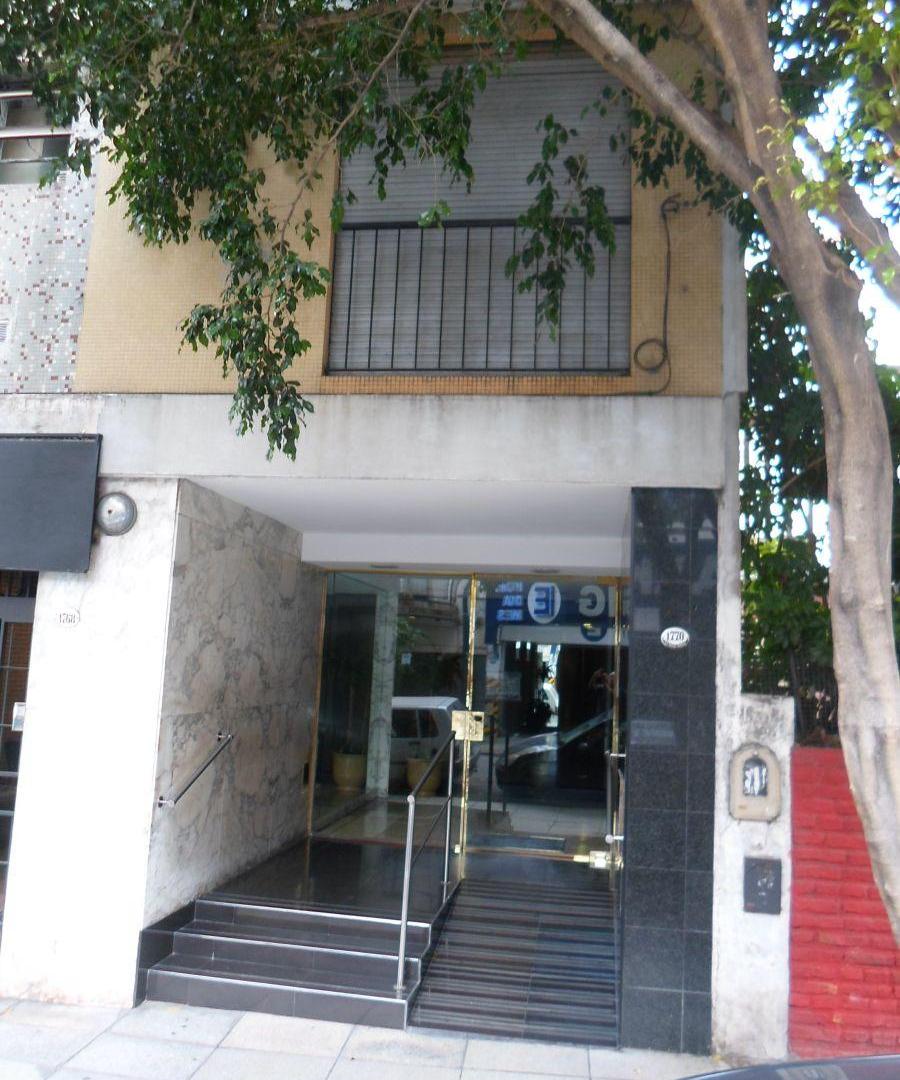 Foto de VENTA 2 AMBIENTES A MTS DE AV ENTRE RIOS, imagen 5