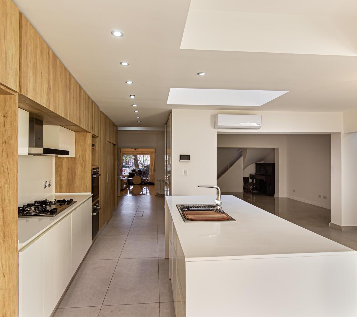 Espectacular Casa, 5 Dorm., Jardin, Barrio Martín, Rosario, Venta 5