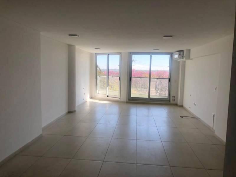 Foto de Departamento, dos dormitorio y cochera, Venta, Rosario, imagen 4