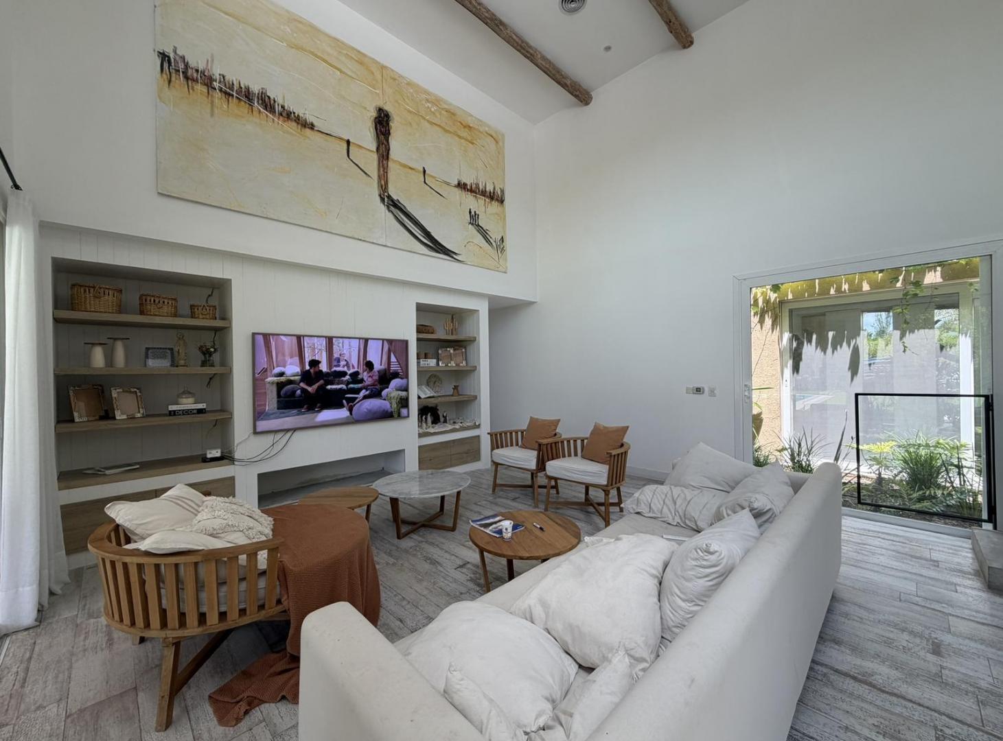 Casa, 4 dormitorios, pileta, Barrio Cerrado Aldea Tenis, Alquiler temporario