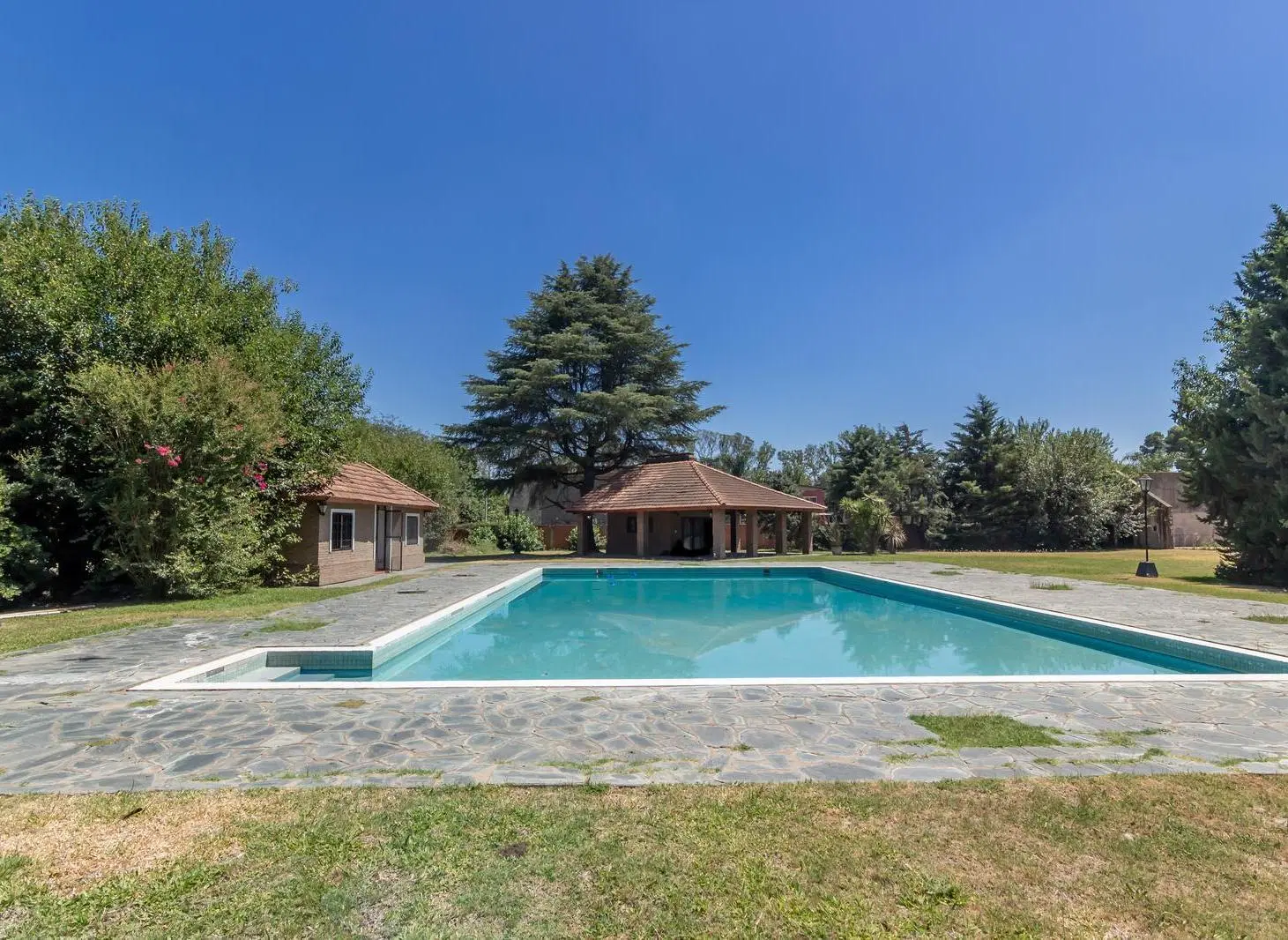 Terreno ideal desarrollo inmobiliario en Funes, Venta. 3