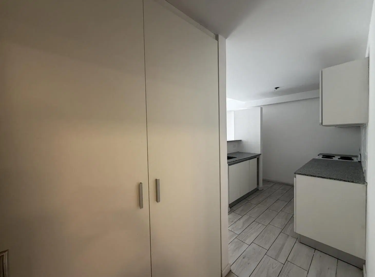 Departamento, un dormitorio con balcon y patio, Echesortu, Rosario, Alquiler 3