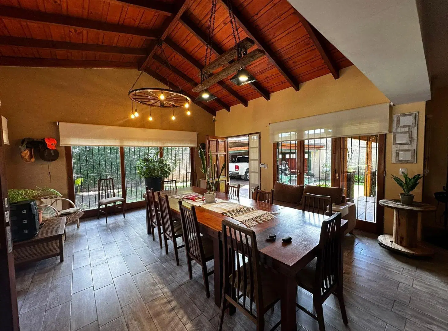 Casa, 2 dormitorios, cochera doble, pileta, Venta, Fisherton, Rosario 2