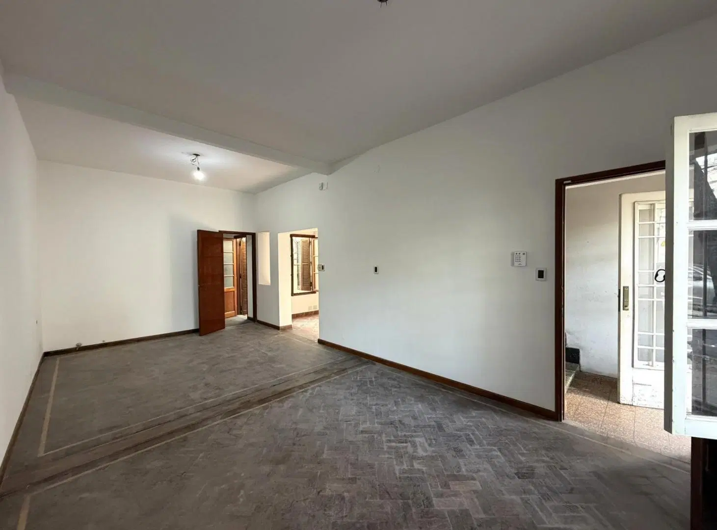 Casa de pasillo al frente, 2 dormitorios   comodin, Venta, Rosario 5